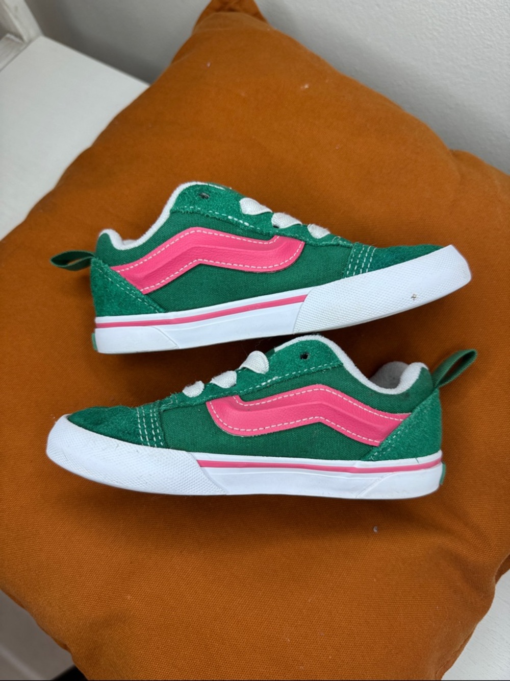 Vans Toddler Knu Skool Green/Pink Sneakers. Sz 10 - Picture 4 of 6